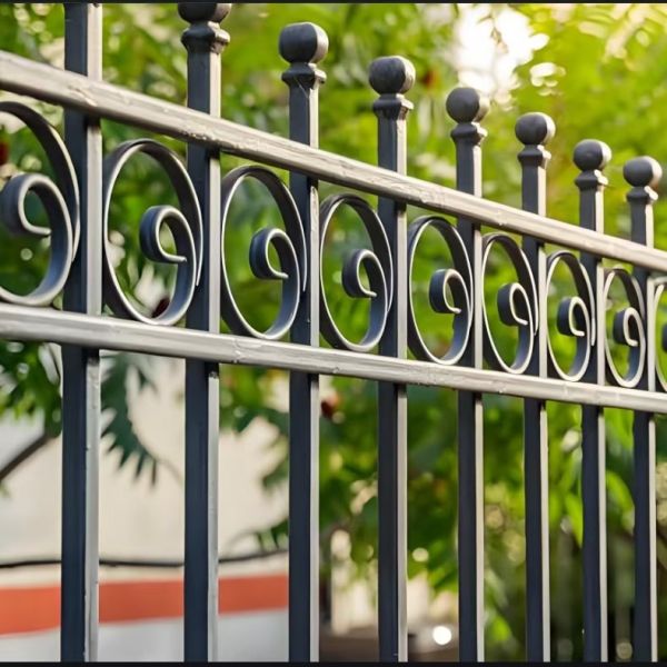 2.0M Length Pool tubular steel fence Easy To Install And Maintain Black Or