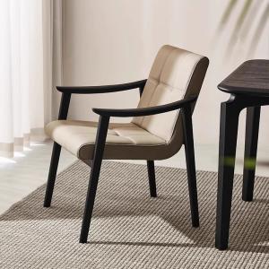 High End Italian Genuine Leather One Seater Sofa Chair With Solid Wood Backrests