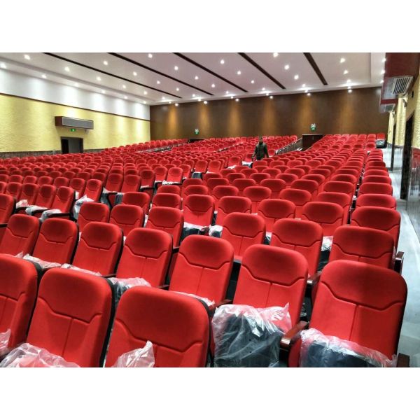 Opera Music House Cinema Theater Chairs Size 560 * 750 * 980 mm Arm Height 620mm