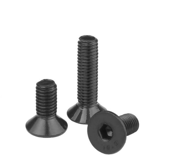 Find the perfect DIN7991 flat head bolt in grade 8.8 for your industrial