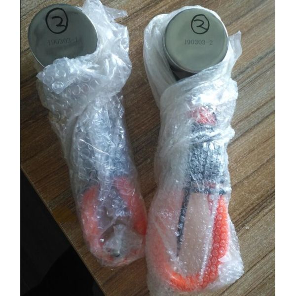 Quality Double Head Piezoelectric Ultrasonic Transducer 5000 Static Capacity For Screen wholesale