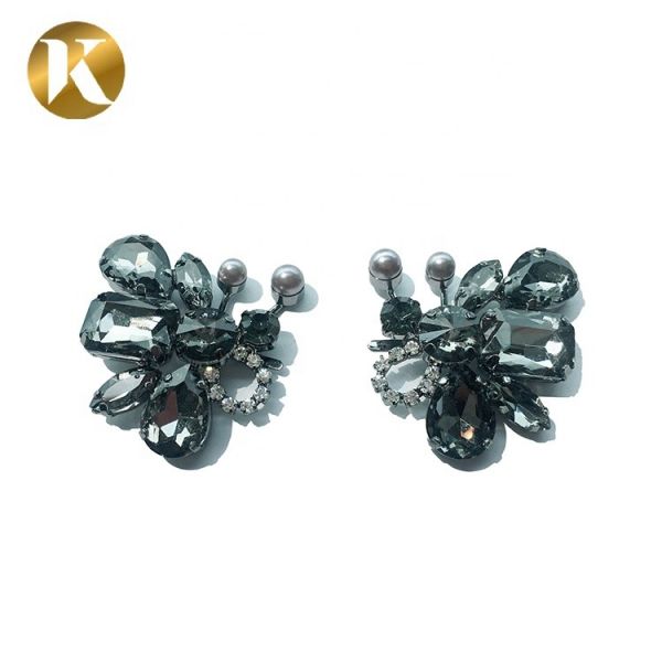 Quality Irregular Style Crystal Shoe Ornament Bee Butterfly Shape ROHS2g Certificate wholesale