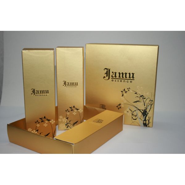 Gold Art Paperboard Material Logo Hot Stamping Square Shape Luxurious Box for