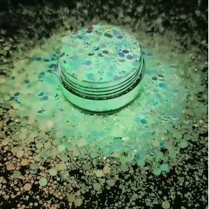 Earth Day Assorted Animal Shapes Confetti in Non-toxic Luminous Glitter Powder