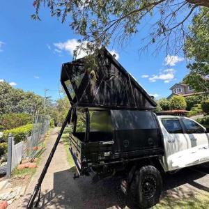 3-4 Person 4x4 Overland Hard Shell Tent Hard Side Roof Top Camper With Oxford