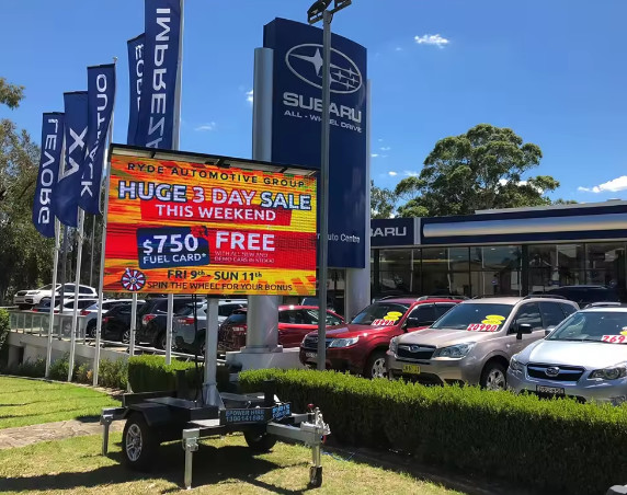 Customized RGB Stage LED Monitor Rental 2200nits 256mm X 128mm Module Size