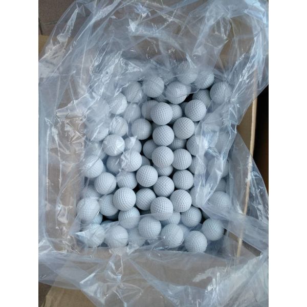 Standard mini golf ball OR low bounce golf ball