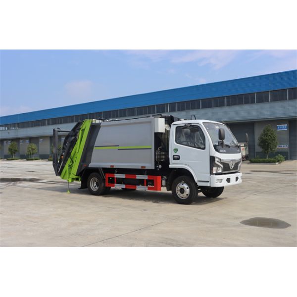 Mini Version DONGFENG 4*2 8 CBM Sealed Compression Garbage Truck