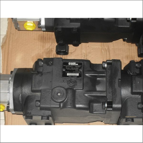 Flange Mounted Mechanical Hydraulic Pump JRR075CLS2620NNN3S1C2A2NNNNNNNNNN for