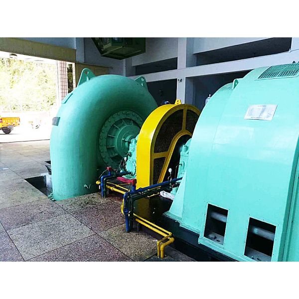 Vertical Air/Water Cooling Water Turbine Generator 220V-690V Brushless 200kw