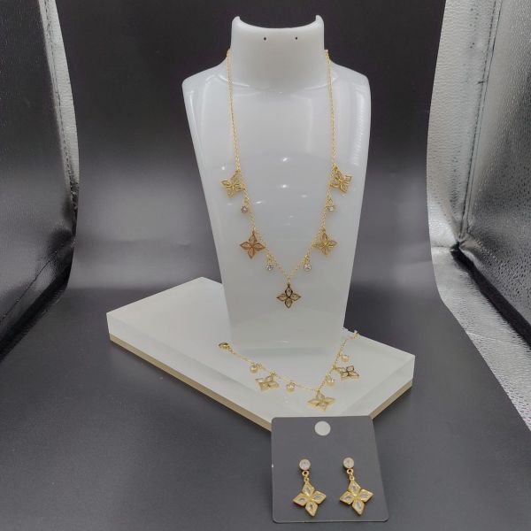 Quality Newest Gold Color Stainless Steel  Earring ,Necklace , Bracelet Sets with stone For Lady , shinning , wholesale