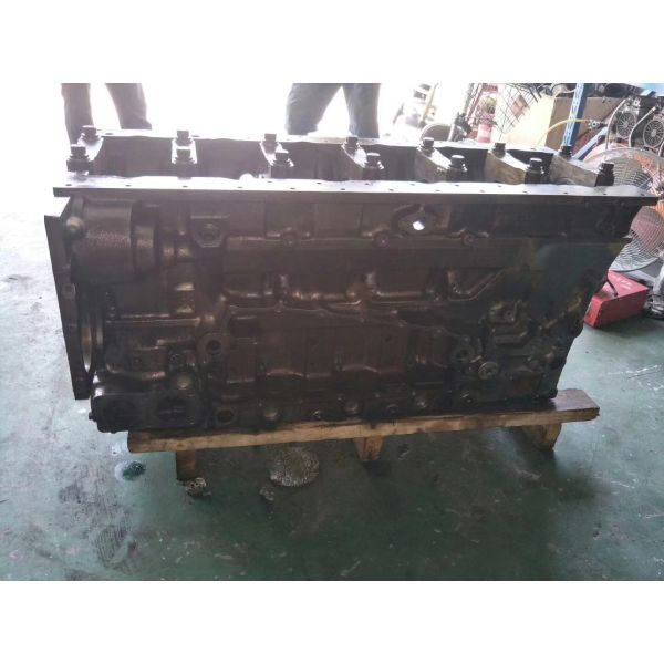 EXCAVATOR Spare Parts Engine Parts For Komatsu SAA6D140E-5 ENGINE CYLINDER BLOCK