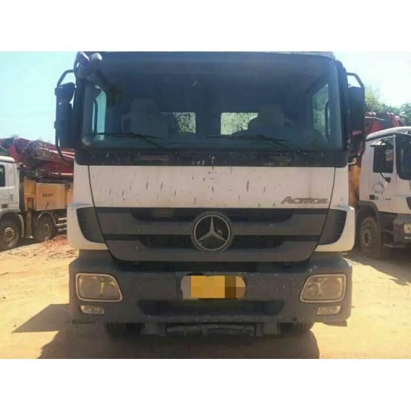 2.6mm Vibrating Amplitude Used Concrete Pump Truck Mounted for Construction