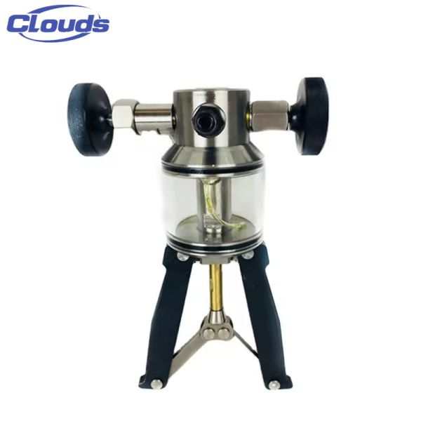 Black Panel Hydraulic Electrical Contact Oil Pressure Gauge -0.1MPa～260MPa