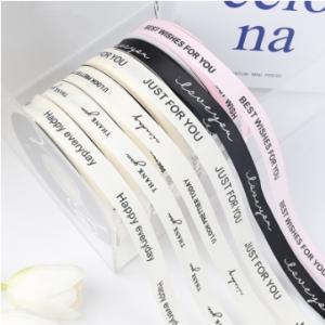 Customized Color English Ribbon for Floral Packaging 1.5cm Width 9X9X1.5cm