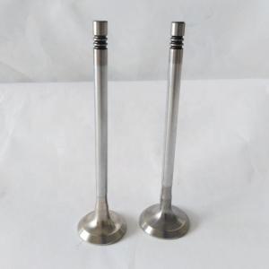 RE8 Engine Intake Exhaust Valve Guides  13201-97002 13202-97003