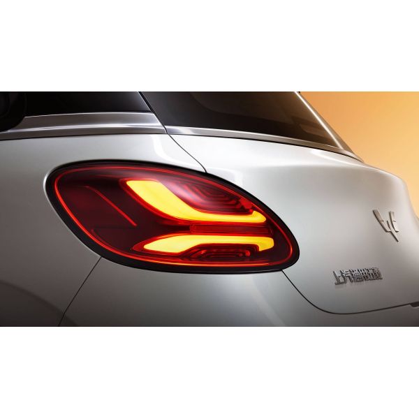 5-door 4-seat Body Structure Wuling Bin Go Mini Vehicles Auto Cars with Lithium Battery